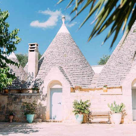チェーリエ・メッサーピカ Trullo Santangelo Bed & Breakfast エクステリア 写真