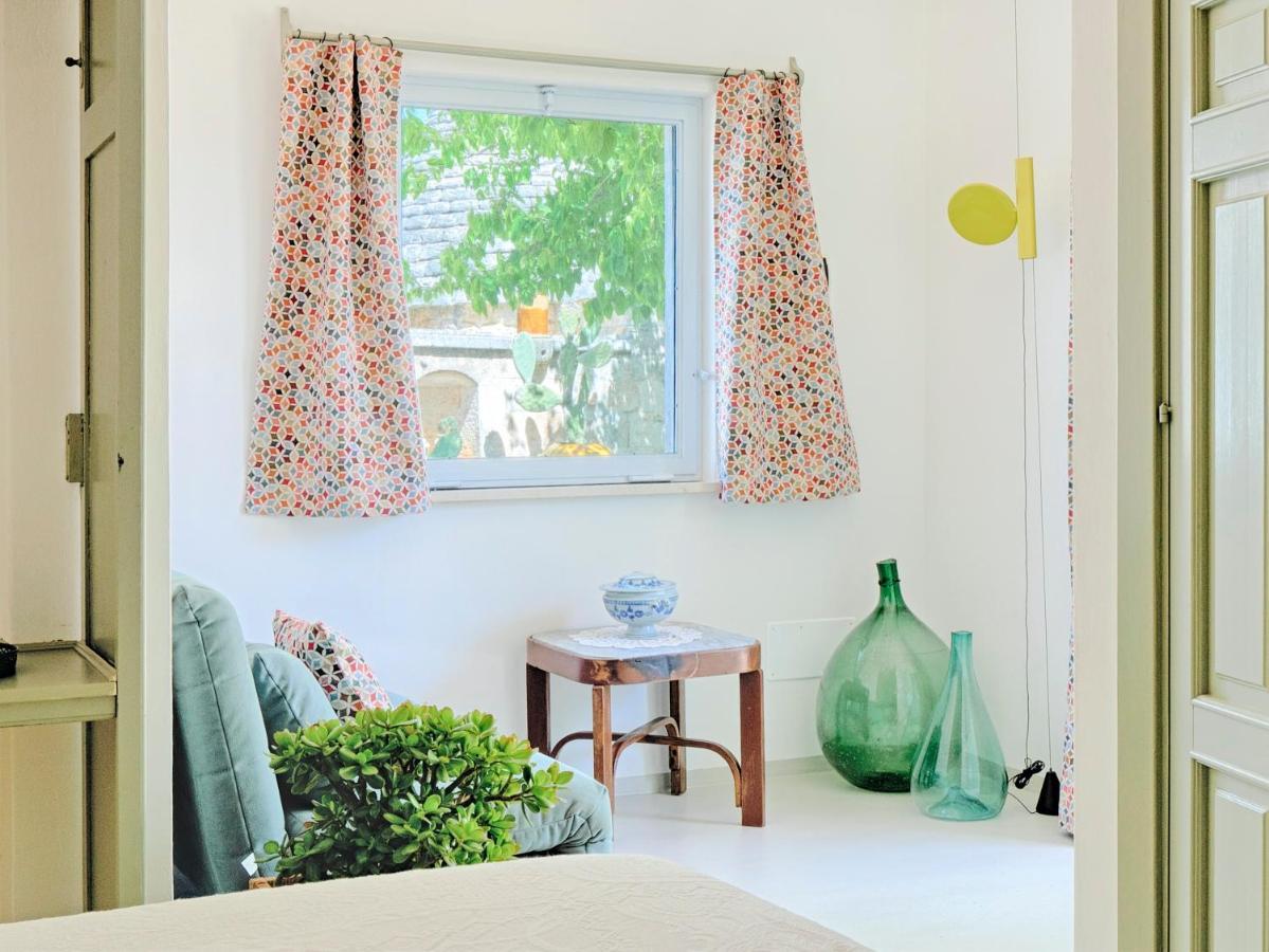 チェーリエ・メッサーピカ Trullo Santangelo Bed & Breakfast エクステリア 写真
